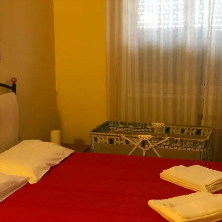 Casa Gemelli Lisa Rome