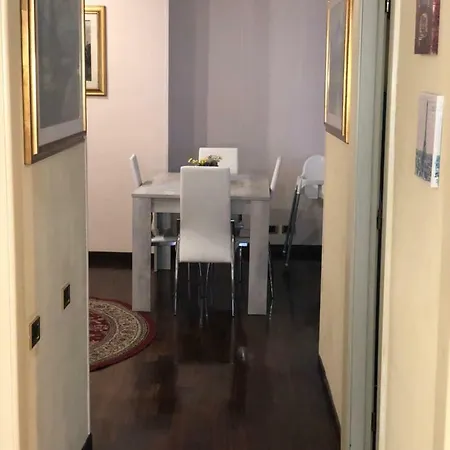 Casa Gemelli Lisa Rome